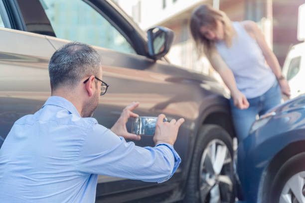 Professional Auto Insurance Quotes technician working in O'Fallon, MO
